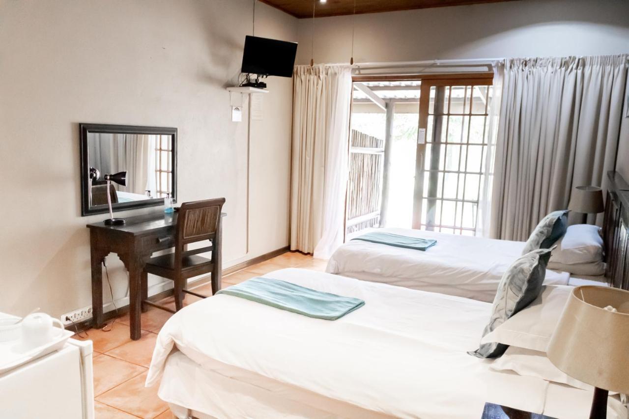 Sunbird Lodge Phalaborwa Exteriör bild