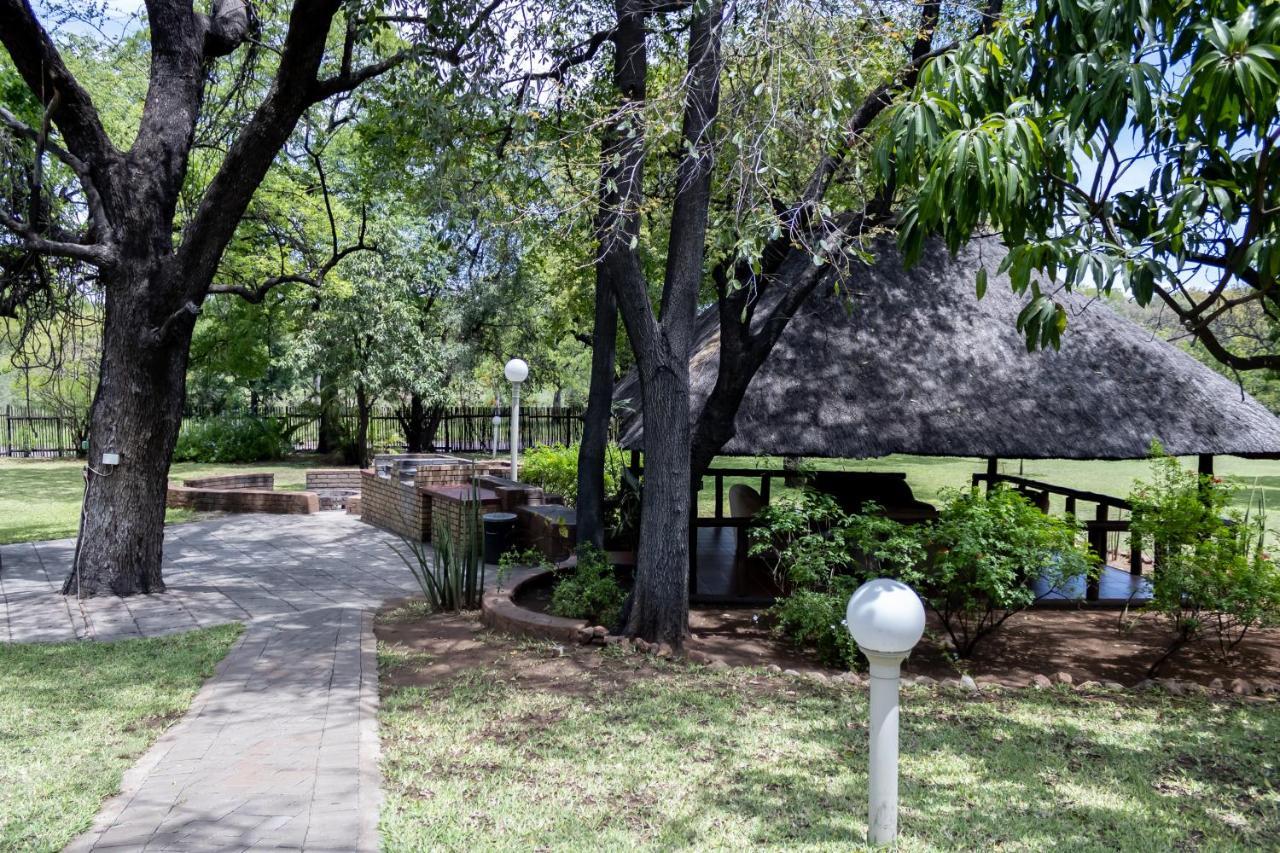 Sunbird Lodge Phalaborwa Exteriör bild